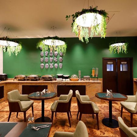 Quality Inn City Centre Varanasi Eksteriør billede